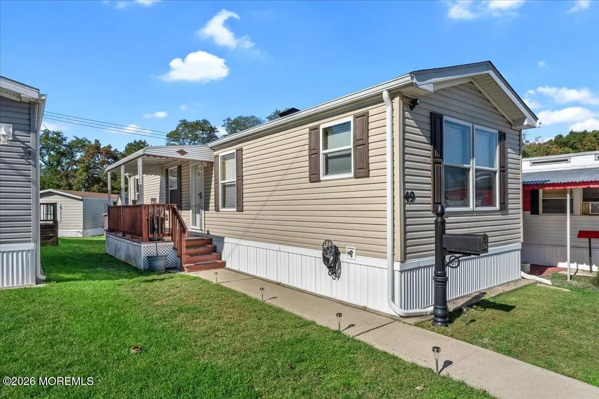49 Shore Haven Park, Hazlet, NJ 07730 - #1