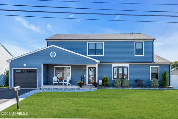 1513 Neptune Avenue, Beachwood, NJ 08722