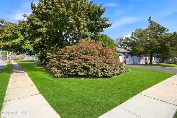 1766 Yorktowne Boulevard, Toms River, NJ 08753