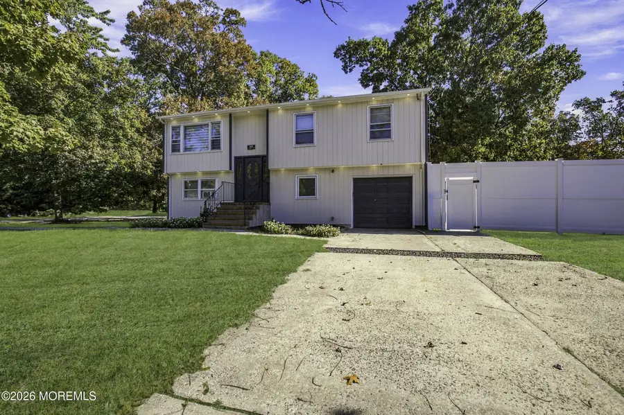 129 Miller Road, Lakewood, NJ 08701 - #2