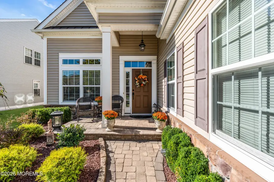 18 Campania Lane, Farmingdale, NJ 07727 - #2