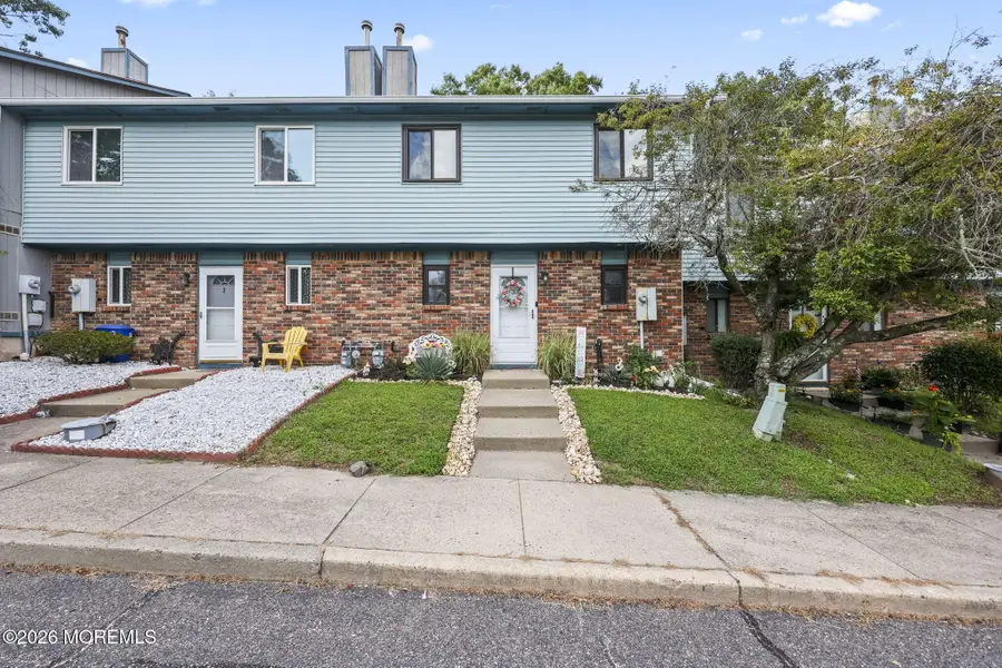 3 Eagle Court, Howell, NJ 07731 - #3