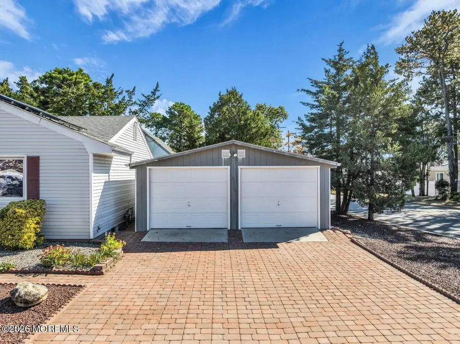 27 Pine Brook Drive, Toms River, NJ 08753 - #3