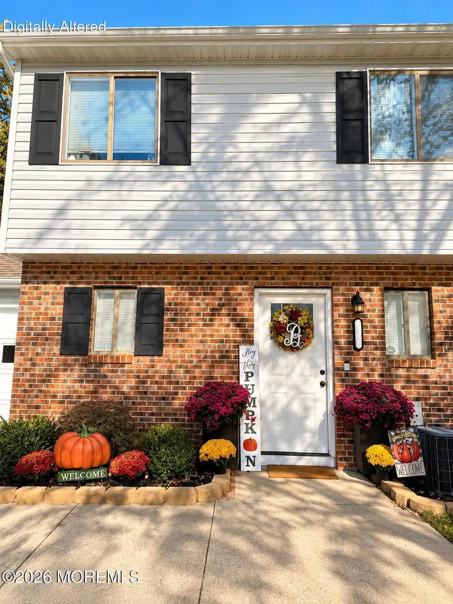 7 Elizabeth Court, Howell, NJ 07731 - #2