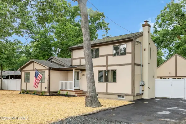 250 Station Drive, Forked River, NJ 08731