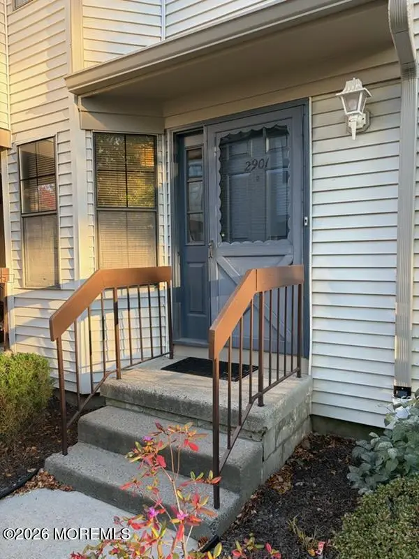 2901 Lighthouse Lane #2901, Parlin, NJ 08859
