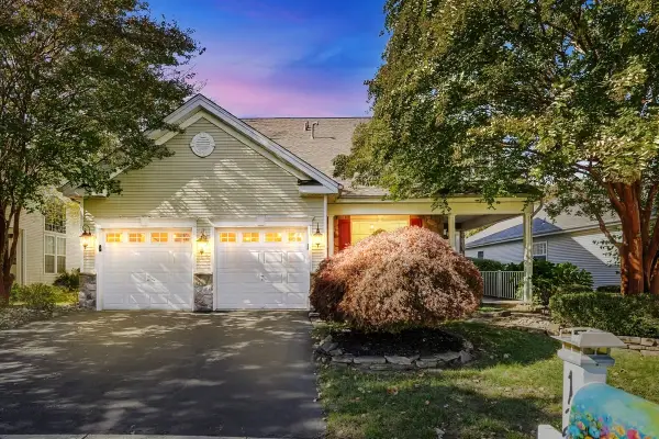 12 Powderhorn Way, Allentown, NJ 08501