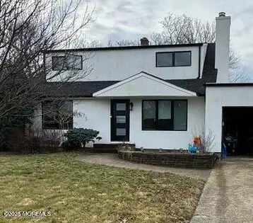 9 Carole Drive, Oakhurst, NJ 07755