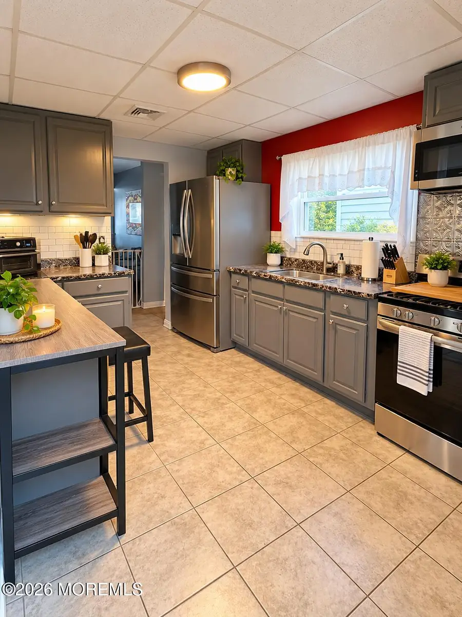 24 Bay Avenue, Keansburg, NJ 07734 - #2
