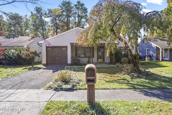 101 Seaview Avenue, Brick, NJ 08723