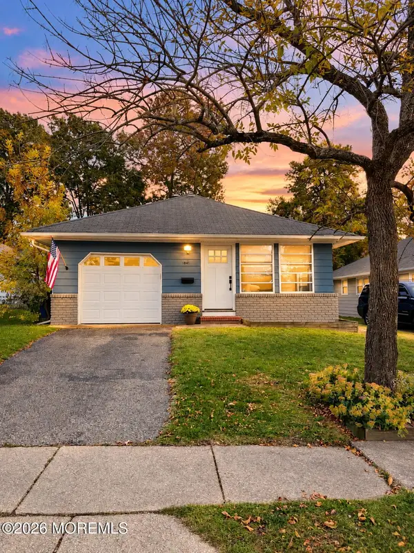 1841 Mount Juliano Lane, Toms River, NJ 08753