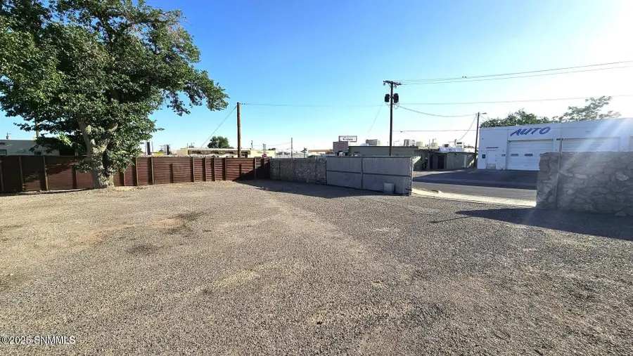 1229 S Espanola Street, Las Cruces, NM 88001 - Image #3