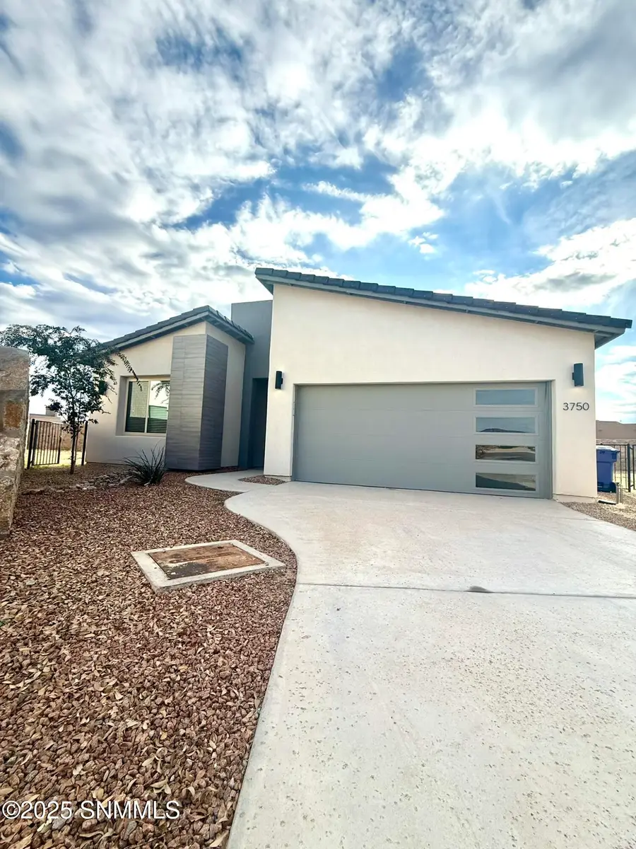 3750 Nightingale Avenue, Las Cruces, NM 88012 - Image #2