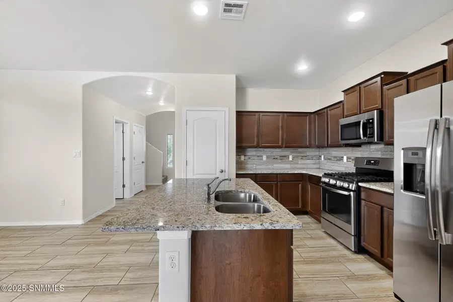 7057 Silver Spur Street, Las Cruces, NM 88012 - Image #2