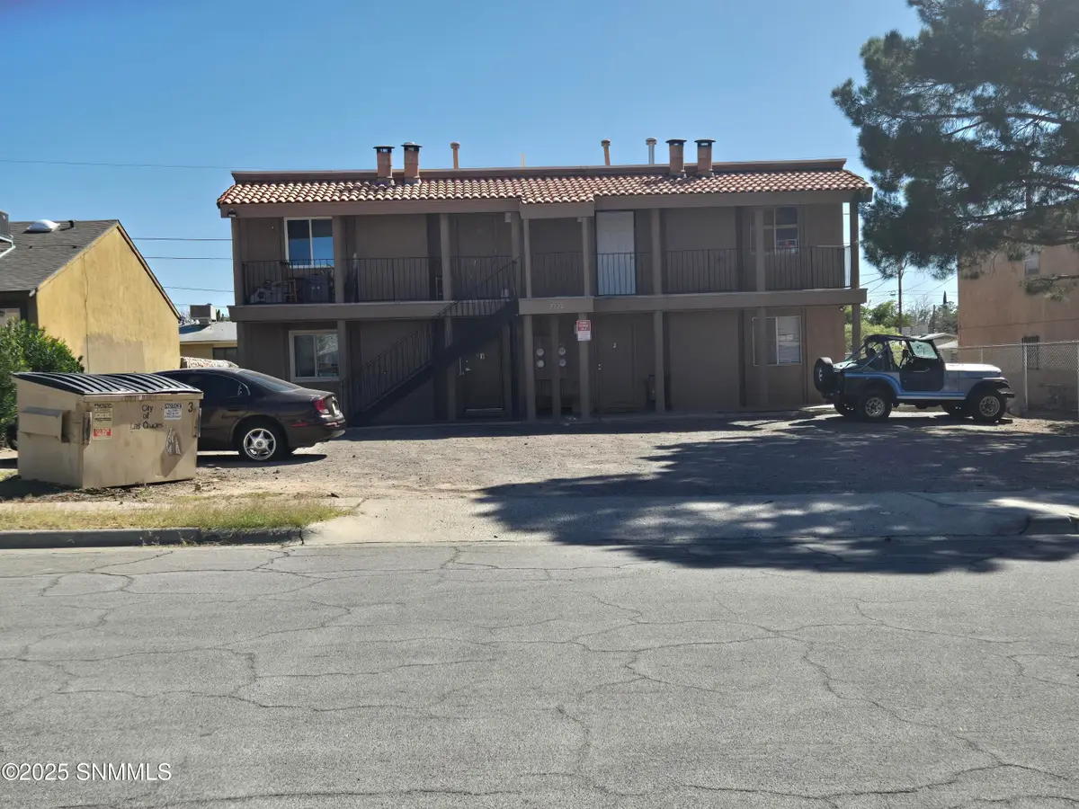 2326 Sambrano Avenue, Las Cruces, NM 88001 - Image #1