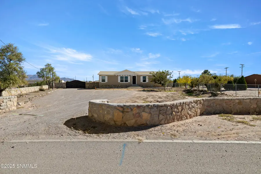 9075 Roswell St, Mesilla Park, NM 88047 - Image #2