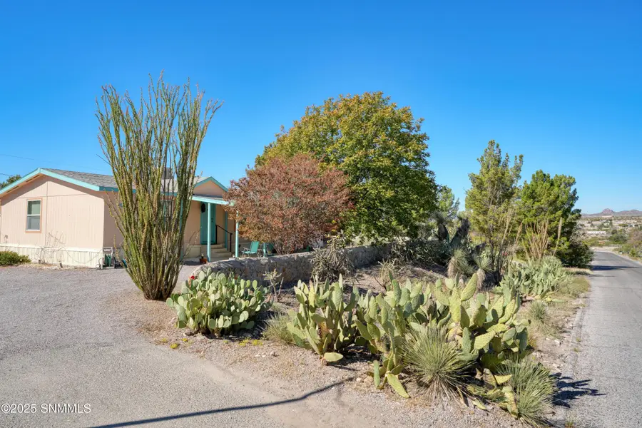 5237 Chiricahua Trail, Las Cruces, NM 88012 - Image #2