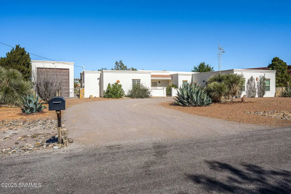 5635 Real Del Norte, Las Cruces, NM 88012 - Image #1