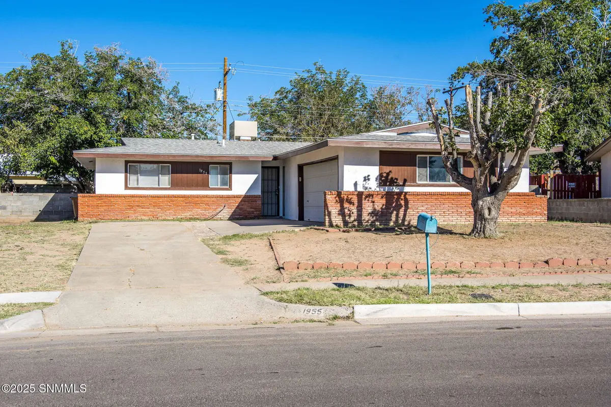 1955 Martha Drive, Las Cruces, NM 88001 - Image #1