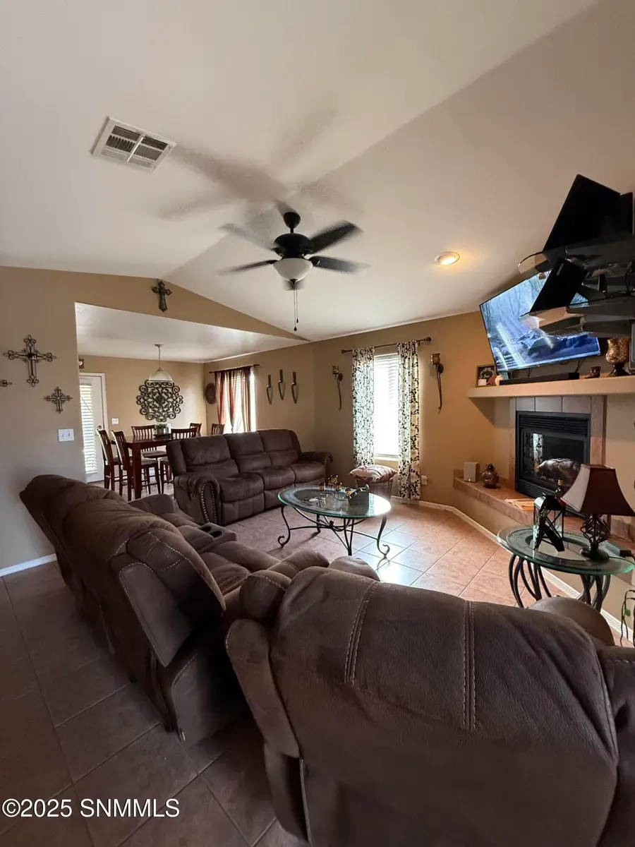 2921 San Miguel Court, Las Cruces, NM 88007 - Image #2