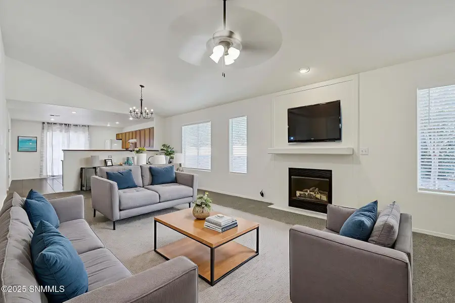 1121 Kilbourne Hole Drive, Las Cruces, NM 88012 - Image #3