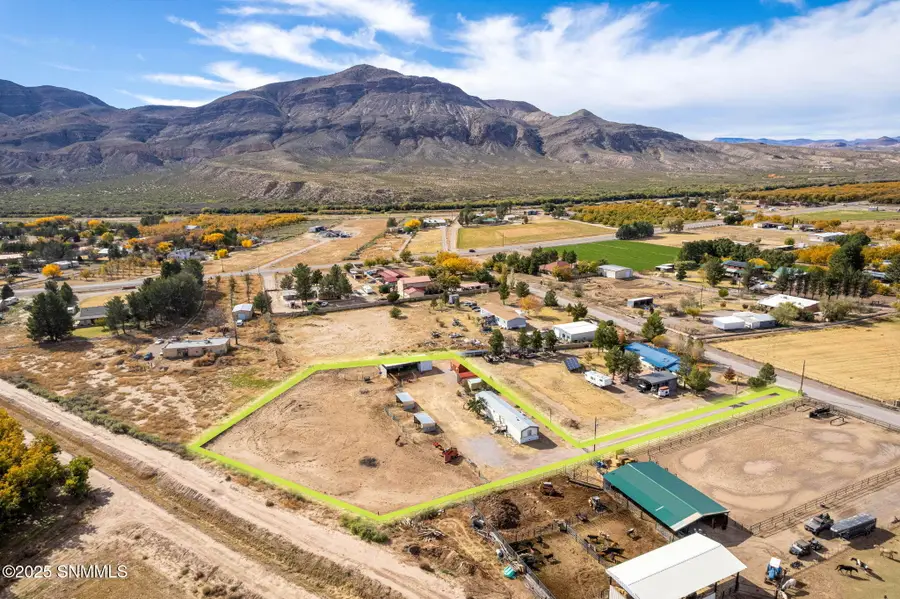 665 Fossil View Rd, Las Cruces, NM 88007 - Image #2