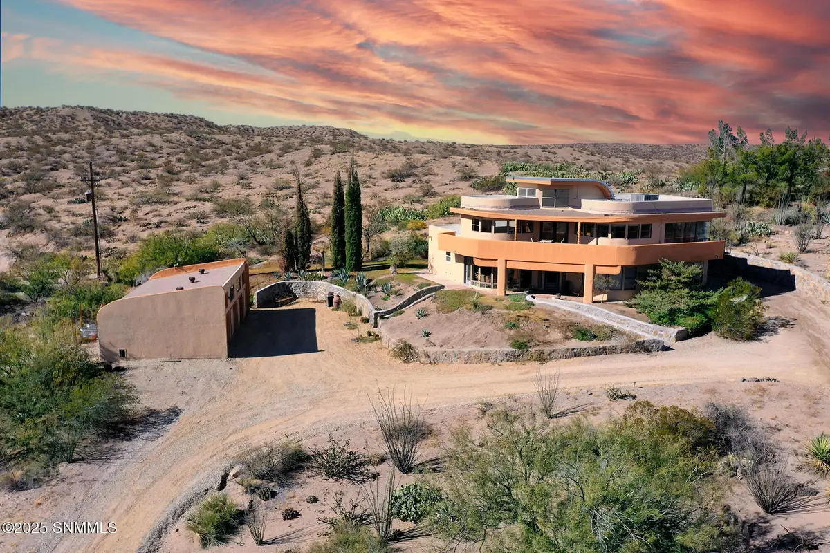 2942 Winterset Rd., Las Cruces, NM 88005 - Image #1