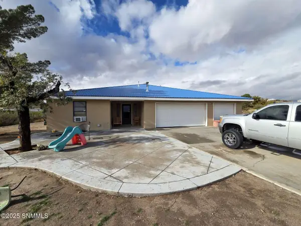 1021 La Quinta Street, Las Cruces, NM 88007