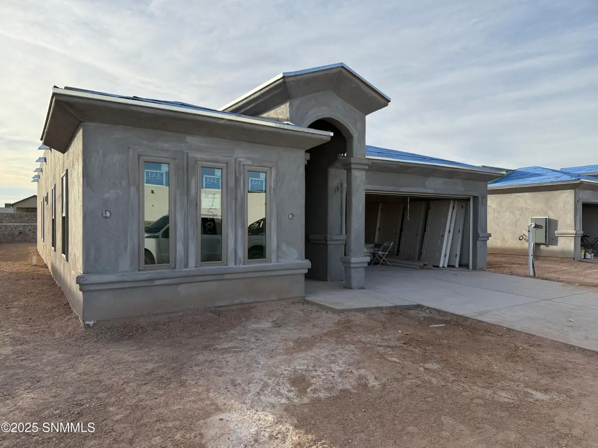 7581 Clarion Way, Las Cruces, NM 88012 - Image #1