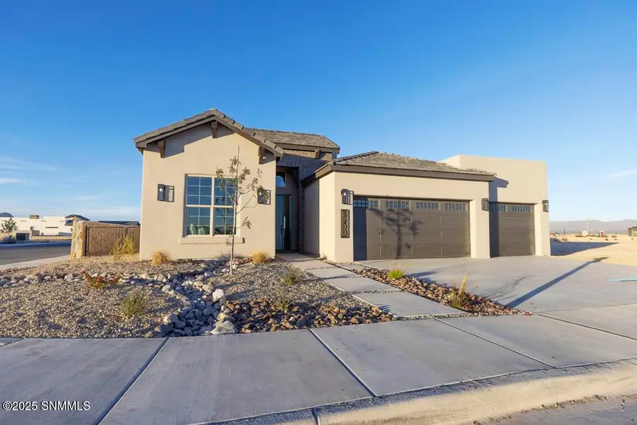 6733 Malibu Avenue, Las Cruces, NM 88012 - Image #2