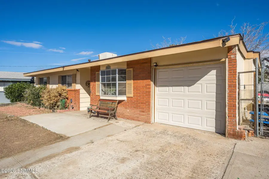 1921 Louise Court, Las Cruces, NM 88001 - Image #2