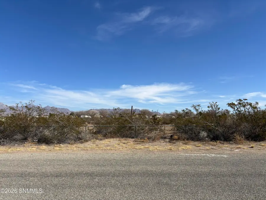 5705 Lassiter Road #1, Las Cruces, NM 88001 - Image #3