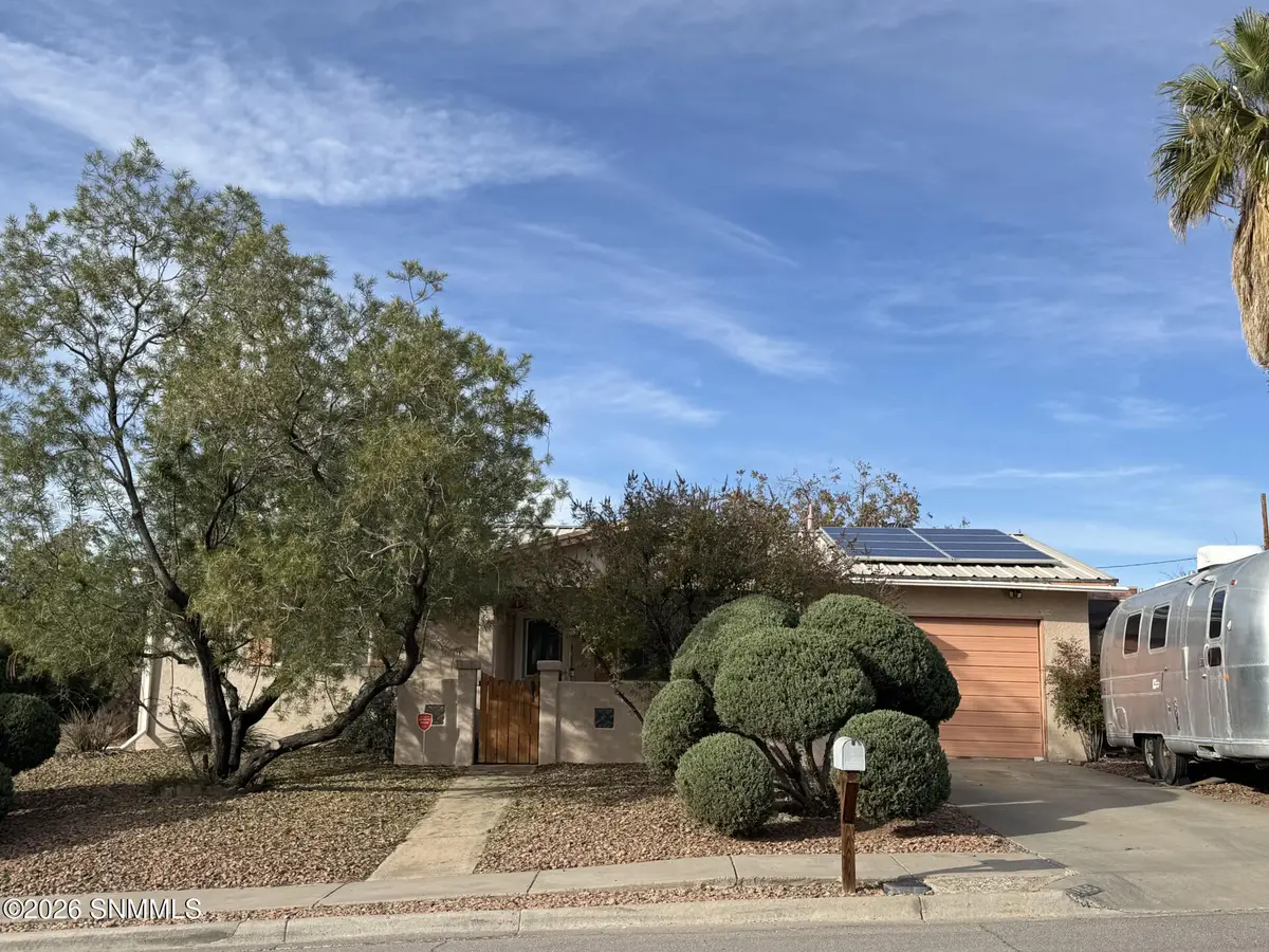 1865 Stanton Avenue, Las Cruces, NM 88001 - Image #1
