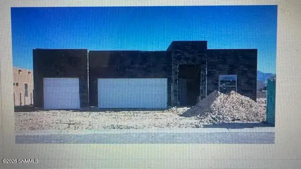 6564 Blackbird Road, Las Cruces, NM 88012