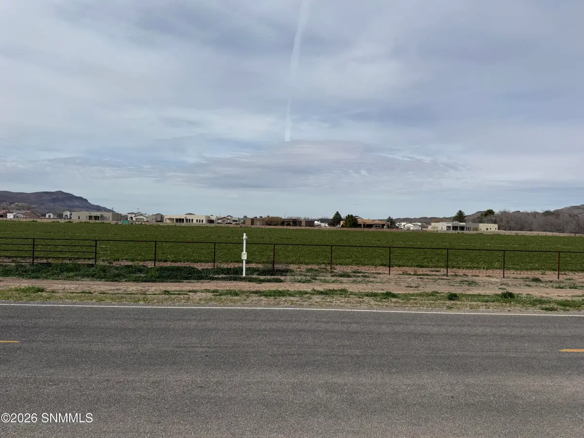002 Harvey Farm Road, Las Cruces, NM 88007 - #1
