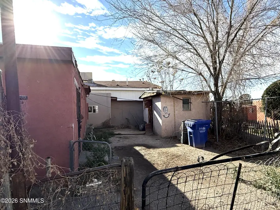 645 E Chestnut Avenue, Las Cruces, NM 88001 - #3