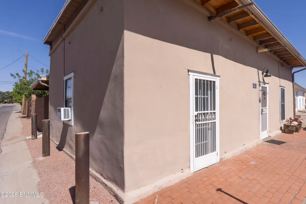 2615 Calle De Guadalupe, Las Cruces, NM 88005 - #1