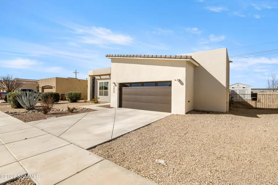 6059 Atlas Street, Las Cruces, NM 88012 - #3