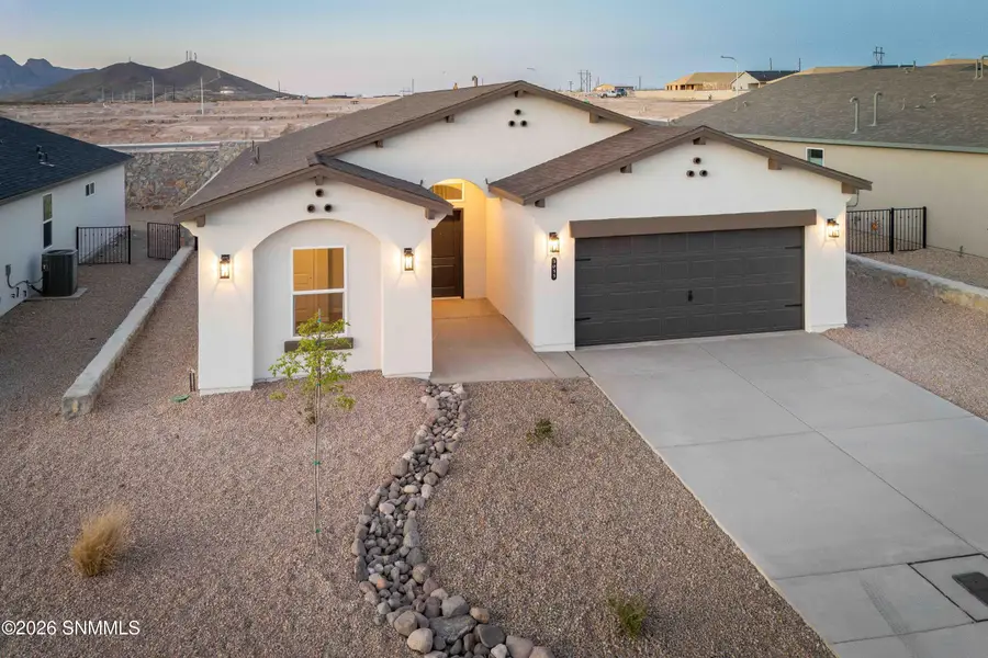 3055 Gato Road, Las Cruces, NM 88012 - #3