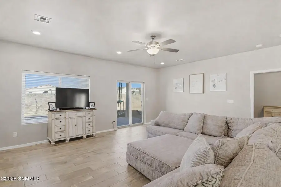 3933 Santa Sophia Road, Las Cruces, NM 88012 - #3
