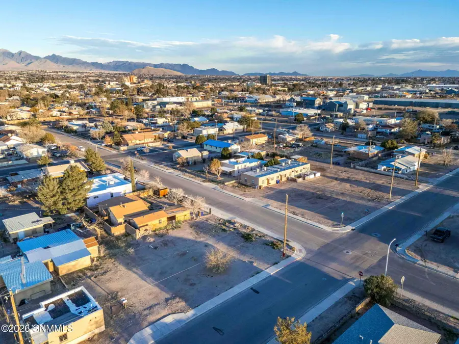 996 Brownlee Avenue, Las Cruces, NM 88005 - #3