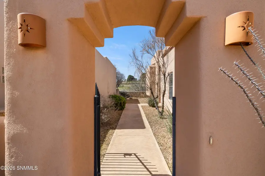 1543 Fairway Village Drive, Las Cruces, NM 88007 - #3