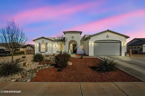 374 Barred Rock Court, Las Cruces, NM 88005