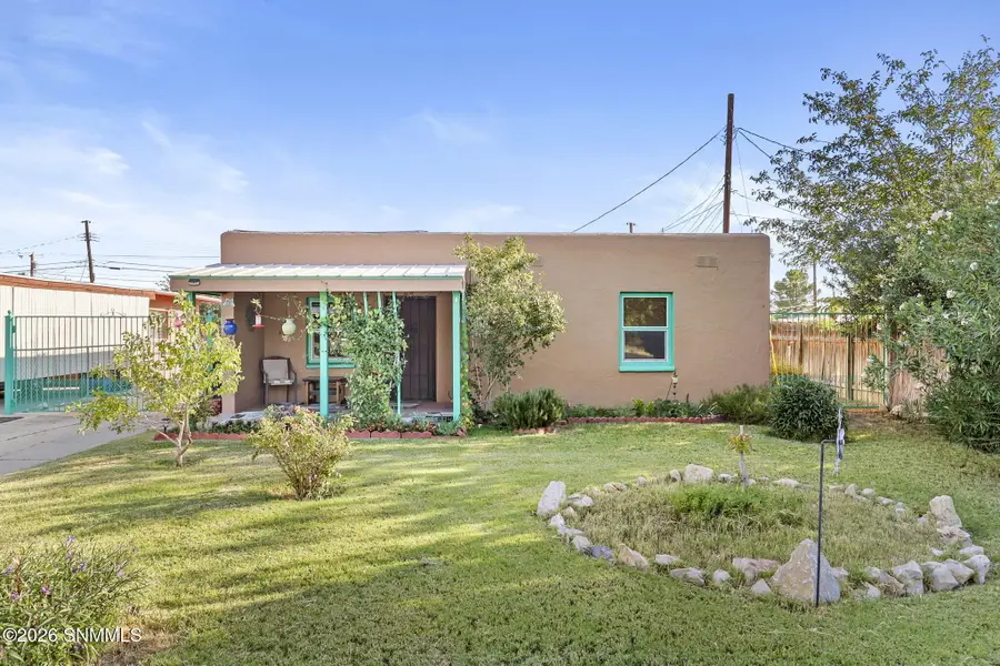 129 W Gallagher Avenue, Las Cruces, NM 88005 - #2