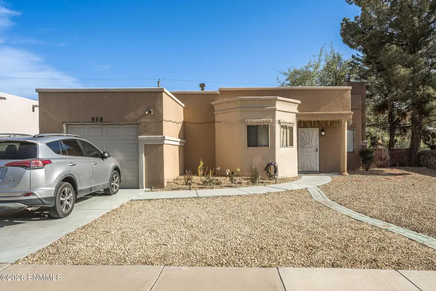 958 Jasmine Drive, Las Cruces, NM 88005 - #3