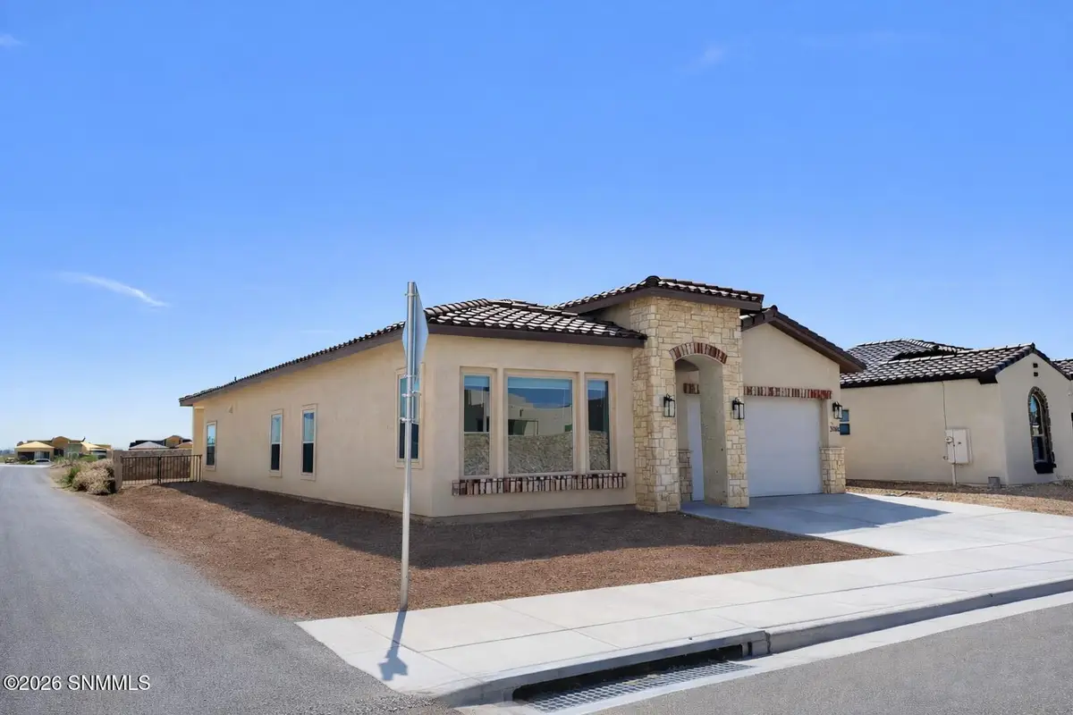 3760 Portrait Street, Las Cruces, NM 88012 - #1