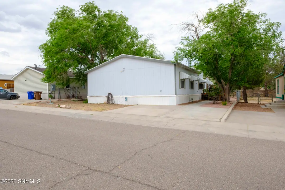 4028 Calle Estados, Las Cruces, NM 88007 - #1