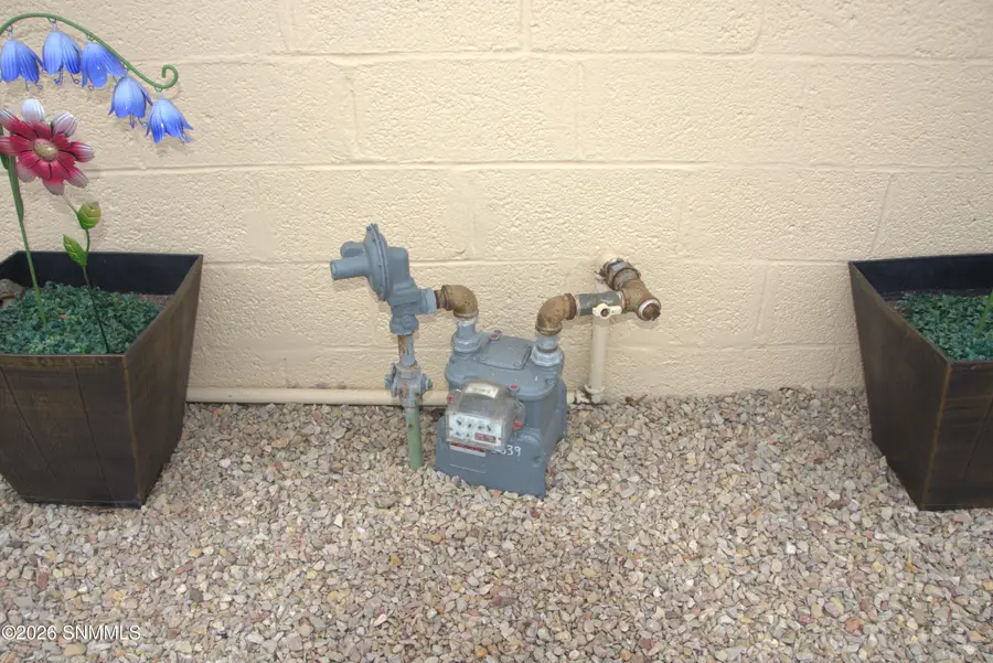 2000 E Idaho Avenue, Las Cruces, NM 88001 - #3