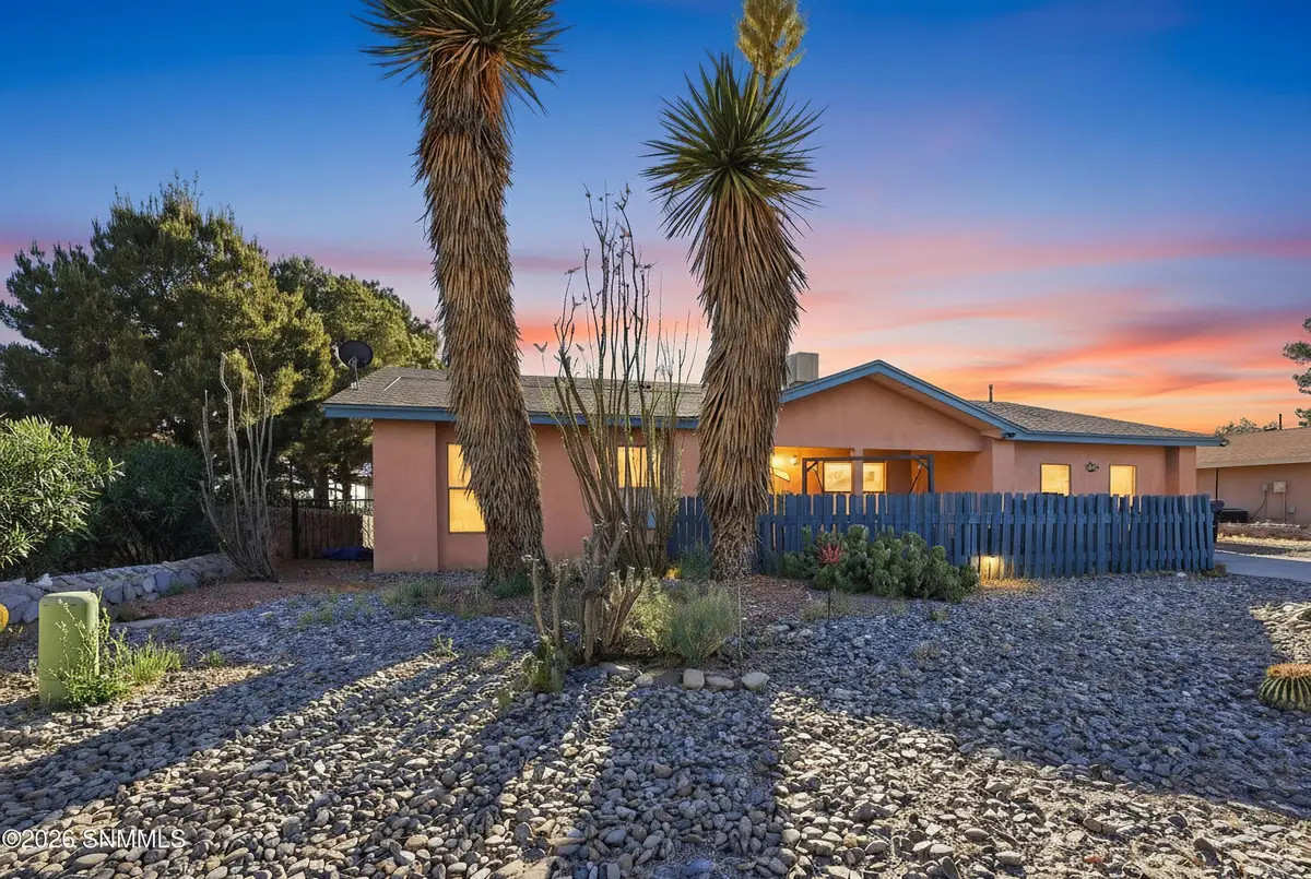 5492 Amarillo Del Sol, Las Cruces, NM 88007 - #1