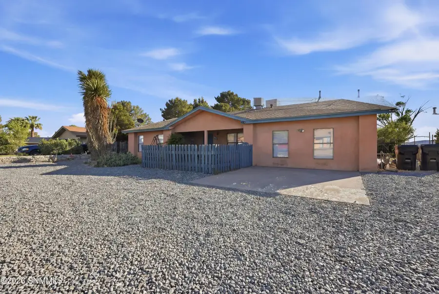 5492 Amarillo Del Sol, Las Cruces, NM 88007 - #3